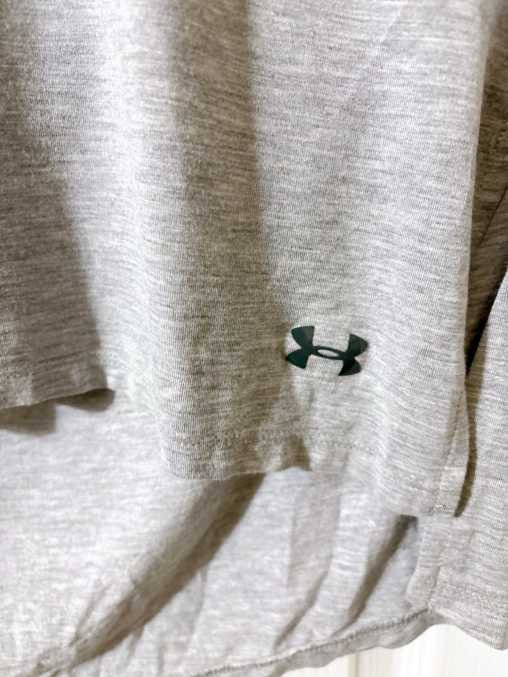 Under Armour HeatGear Open Back Long Sleeve Shirt Women's Large Gray Loose Fit - Picture 5 of 7